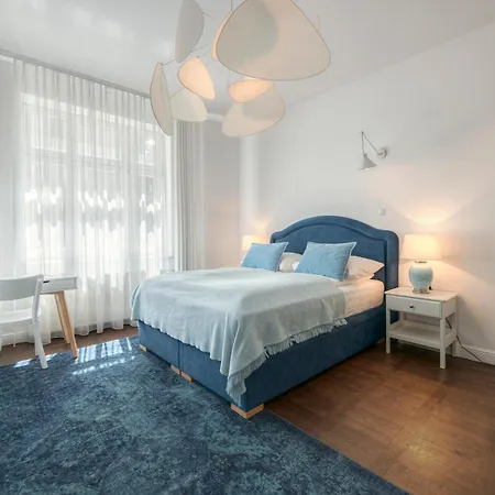Dr - Caldo Apartmán *